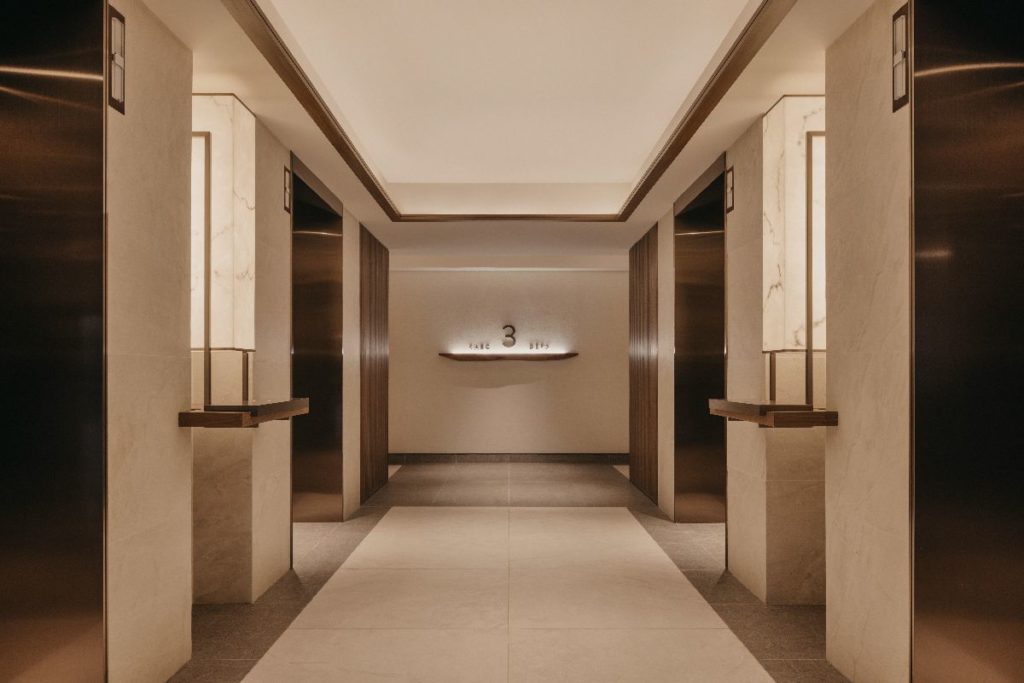 The lobby at SRWW